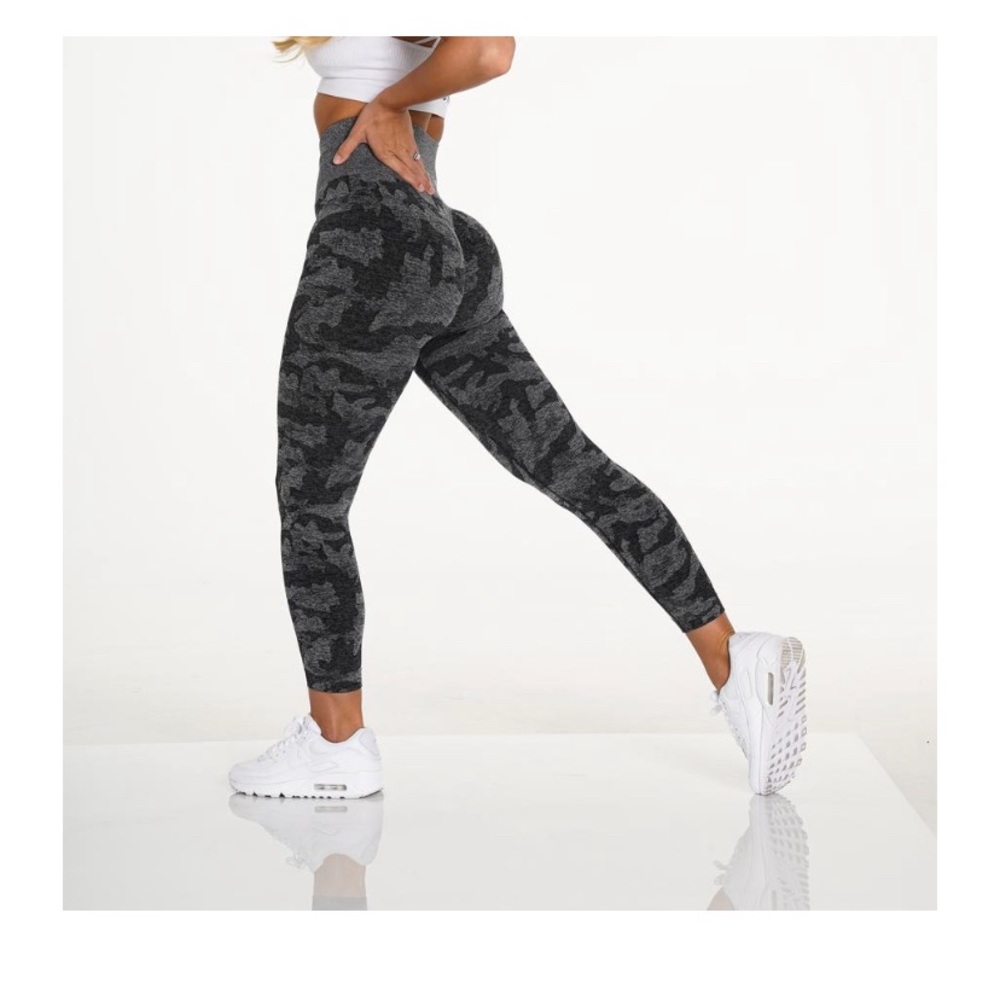 Black Camo Seamless